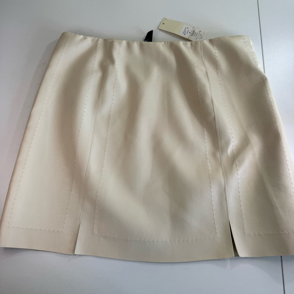 Francescas Mi Ami Faux Alligator Croc Leather Mini Skirt Size M Vegan NEW